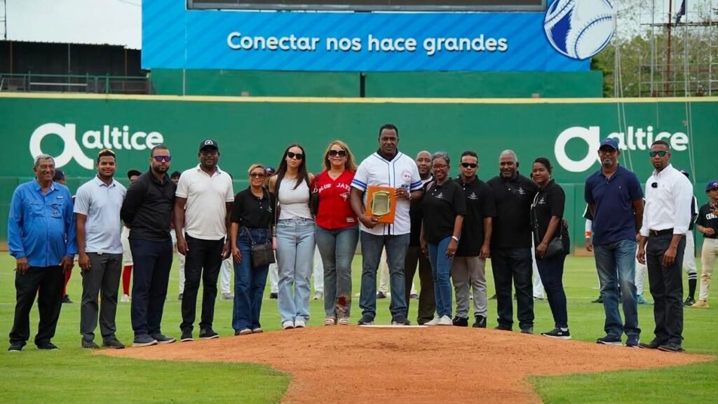 La imagen actual no tiene texto alternativo. El nombre del archivo es: Juan-Guzman.jpg