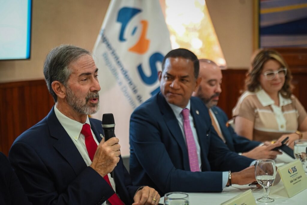 La imagen actual no tiene texto alternativo. El nombre del archivo es: Superintendencia-de-Seguros-fortalece-lucha-contra-lavado-de-activos-con-alianza-estrategica-con-FIBA.jpg