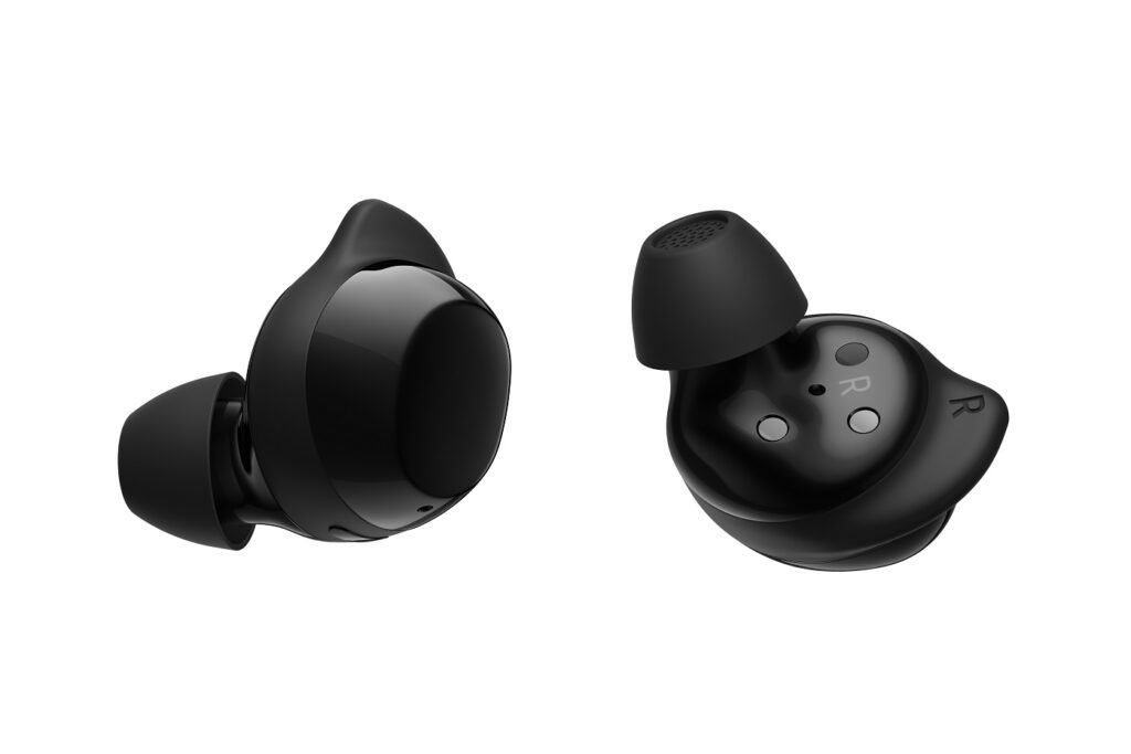 La imagen actual no tiene texto alternativo. El nombre del archivo es: Buds-Core-Onyx-Black-004-Dynamic.jpg