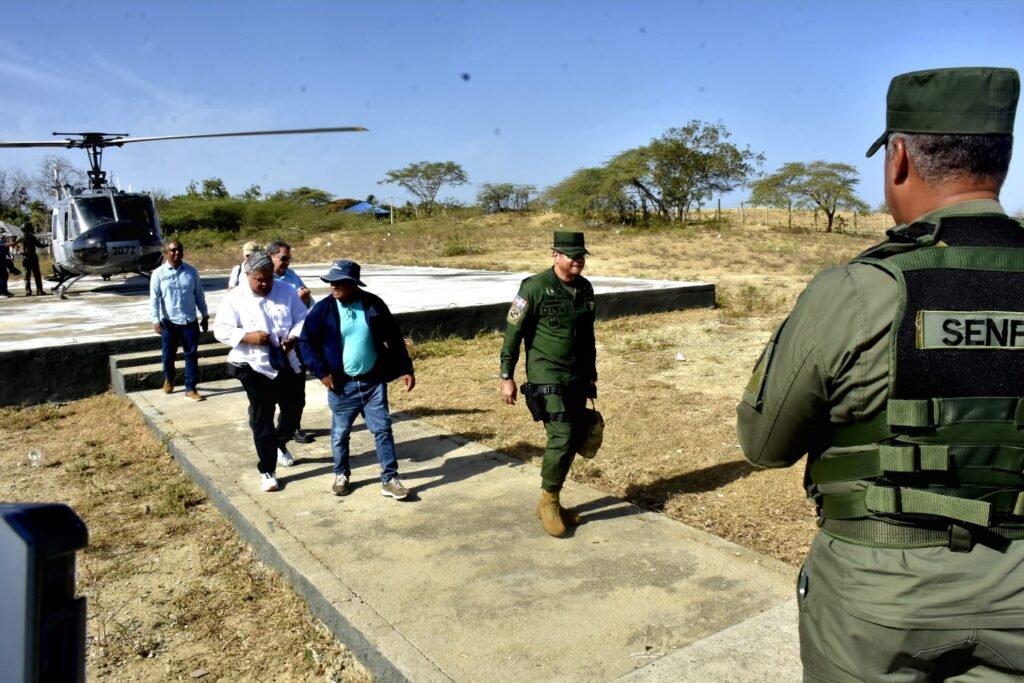 La imagen actual no tiene texto alternativo. El nombre del archivo es: Supervision-Interinstitucional-en-Montecristi-Un-Estado-Presente-Escuchando-y-Protegiendo-su-Territorio.jpeg