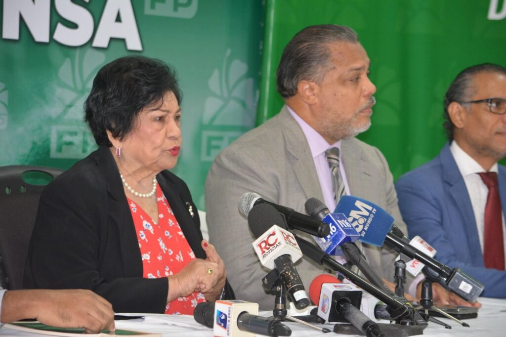 La imagen actual no tiene texto alternativo. El nombre del archivo es: Fusion-de-MINERD-y-MESCyT-es-inoportuna-no-implicaria-ahorro-economico-ni-elevaria-calidad-de-la-educacion.jpeg