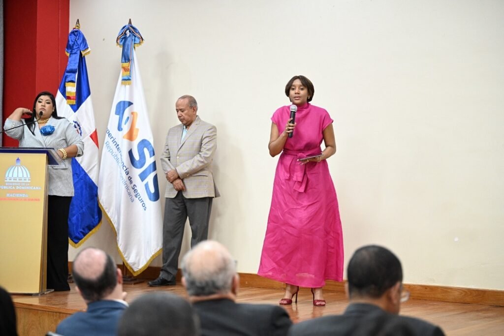 La imagen actual no tiene texto alternativo. El nombre del archivo es: Superintendencia-de-Seguros-amplia-dialogo-para-revisar-limites-de-responsabilidad-civil-en-vehiculos-motor.jpg