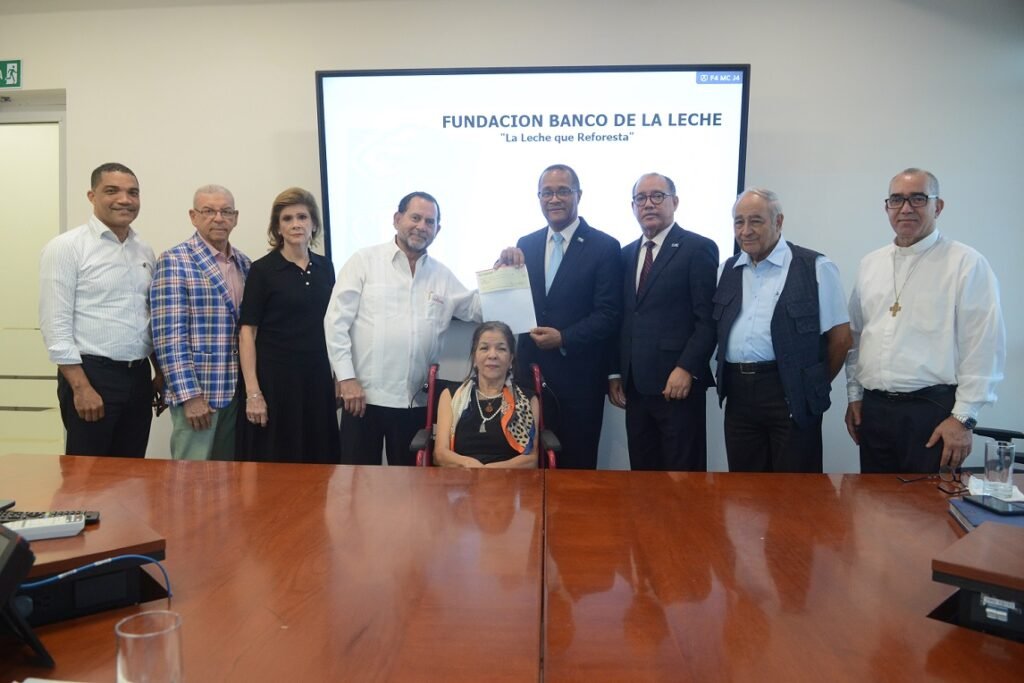 La imagen actual no tiene texto alternativo. El nombre del archivo es: Fundacion-Banco-de-la-Leche-destina-mas-de-6-millones-de-pesos-impulsar-proyectos-educativos-y-sociales-en-RD.jpg