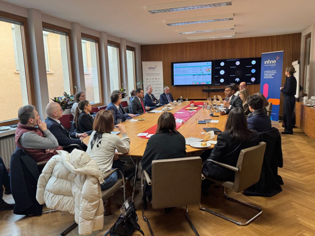 La imagen actual no tiene texto alternativo. El nombre del archivo es: BANFONDESA-presento-su-modelo-de-negocio-inclusivo-y-sostenible-en-el-foro-del-Inclusive-Finance-Network-InFiNe.jpg