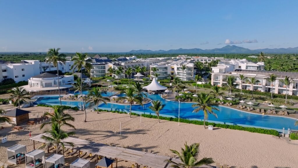 La imagen actual no tiene texto alternativo. El nombre del archivo es: Complejo-turiestico-en-la-zona-Este.jpg