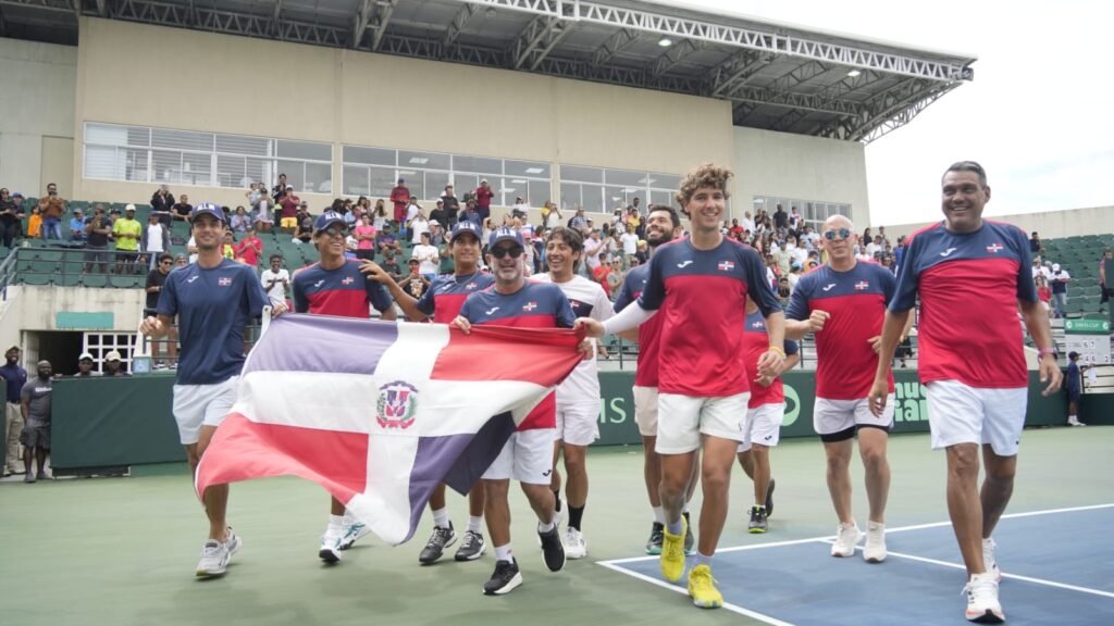 La imagen actual no tiene texto alternativo. El nombre del archivo es: Hardt-y-Bertran-aseguran-permanencia-RD-en-Copa-Davis-Grupo-Mundial-II.jpg