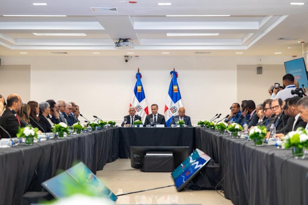 La imagen actual no tiene texto alternativo. El nombre del archivo es: Congreso-Nacional-y-Suprema-Corte-de-Justicia-dialogan-sobre-agenda-legislativa-y-avances-el-Poder-Judicial.jpeg