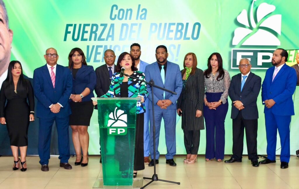 La imagen actual no tiene texto alternativo. El nombre del archivo es: FP-expone-desorden-en-cifras-fallas-institucionales-y-una-Policia-sin-rumbo-ante-inseguridad.jpeg