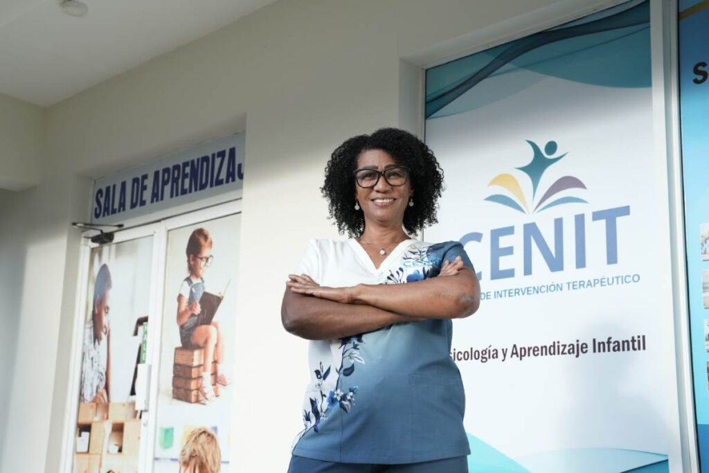 La imagen actual no tiene texto alternativo. El nombre del archivo es: Rosanna-Geronimo-fundadora-CENIT-y-ganadora-de-Impulsate-Silver-programa-del-Banco-Popular-Dominicano.jpg